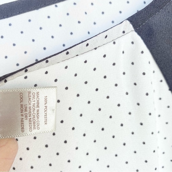 SALE 🛍️ LOFT Bandanna flowy light weight Summer Top -  Womens size XL - Picture 5 of 7